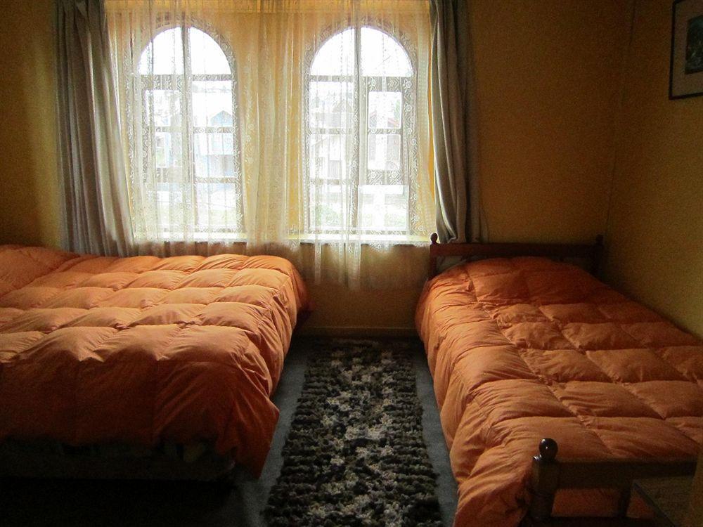 Hostal Torre De Babel Castro Ngoại thất bức ảnh